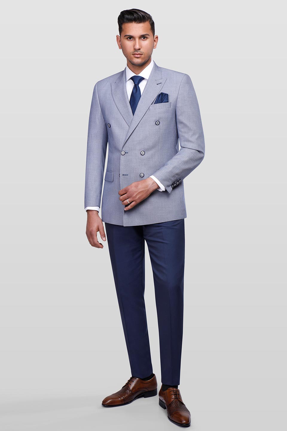 UTURN-classic-suits-1-1.jpg