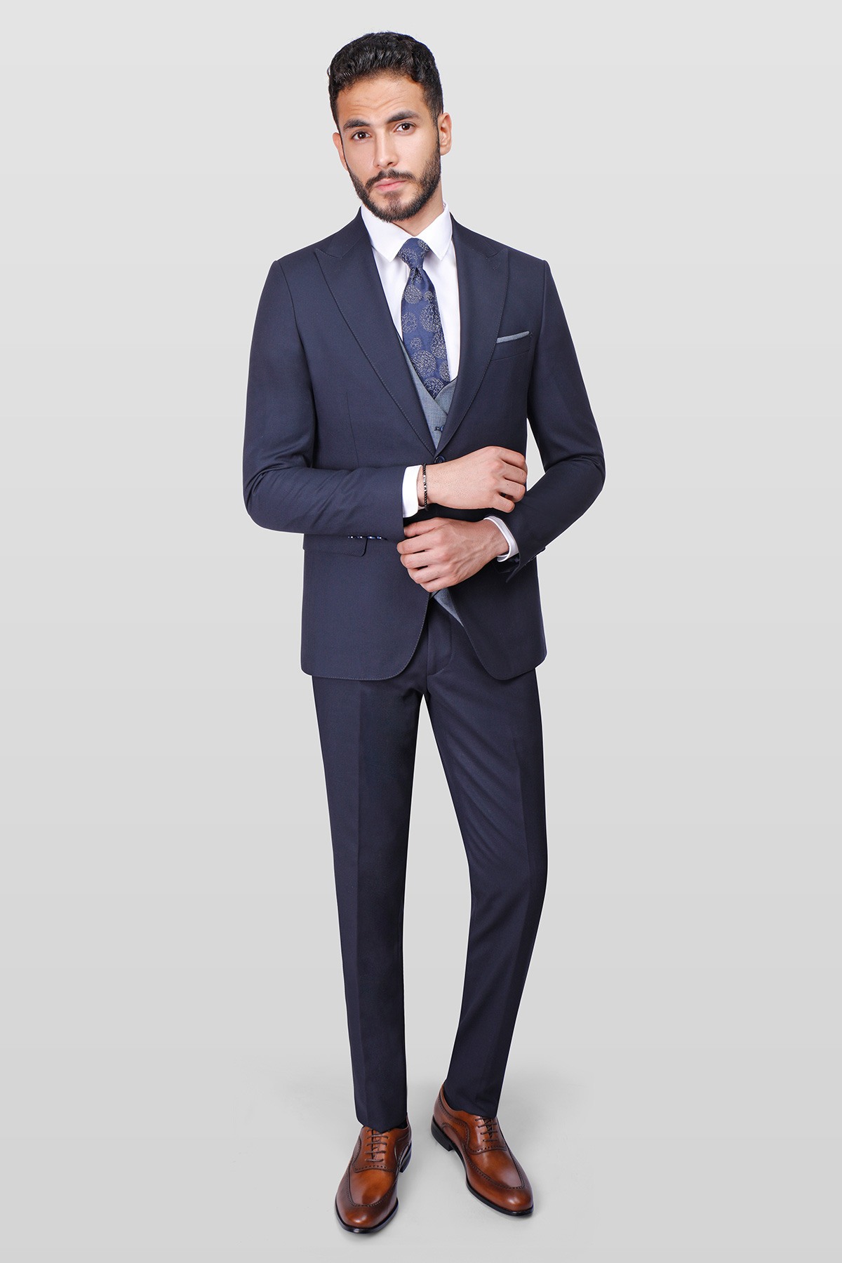 uturn-classic-suits-87.jpg